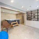 Pet Friendly In With Sauna *