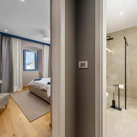 Cozy In With Sauna Omišalj