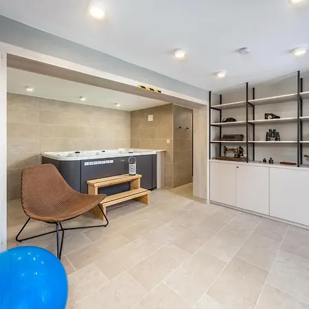 Pet Friendly In With Sauna *